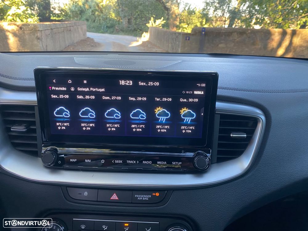 Kia XCeed 1.0 T-GDi Dynamic - 34