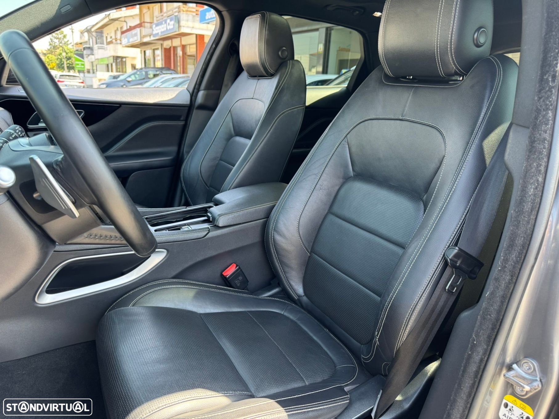 Jaguar F-Pace 2.0 i4D R-Sport AWD Aut. - 10