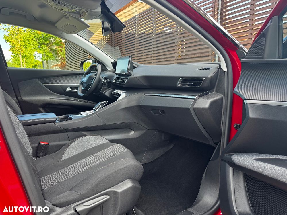 Peugeot 3008 1.2 PureTech 130 EAT8 Allure Pack - 22