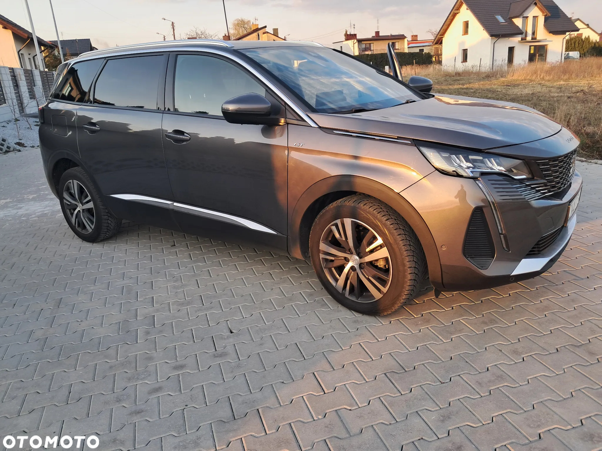 Peugeot 5008 - 10