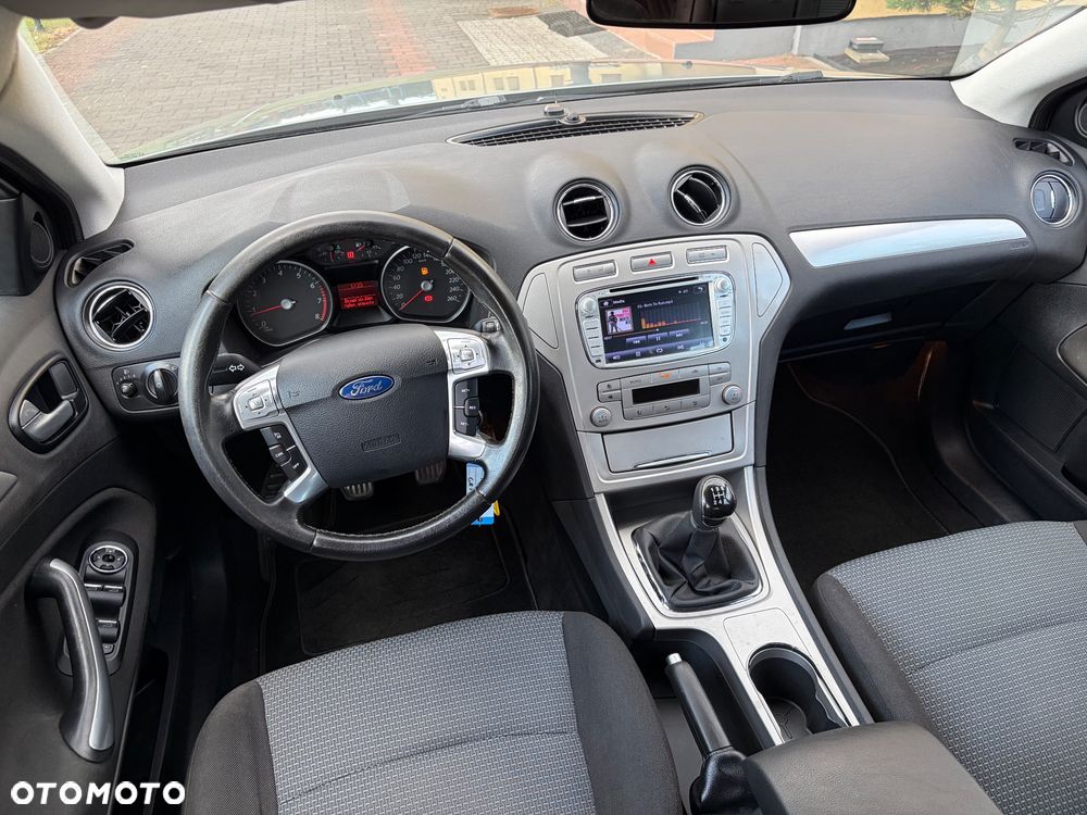 Ford Mondeo 2.0 Trend X100 / X - 27