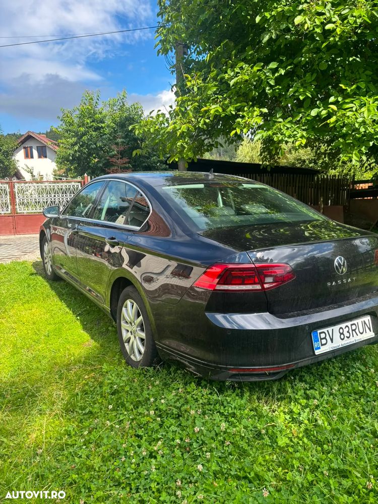 Volkswagen Passat 2.0 TDI DSG Comfortline - 5