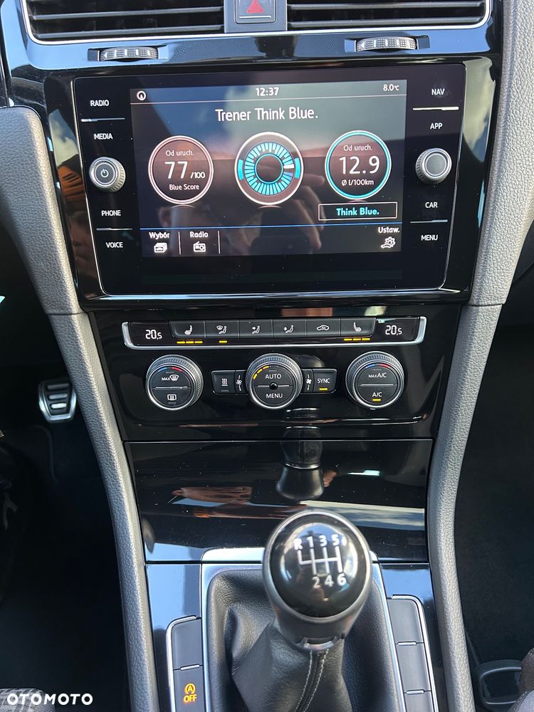 Volkswagen Golf - 19
