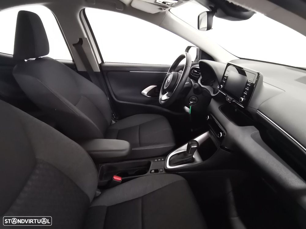 Toyota Yaris 1.5 HDF Comfort Plus - 7