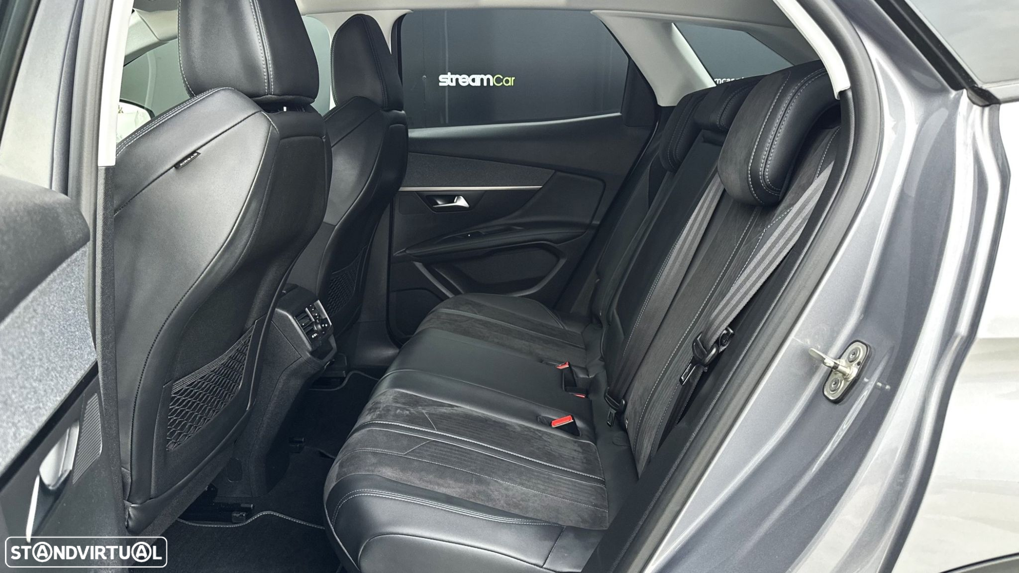 Peugeot 3008 1.5 BlueHDi Crossway - 27