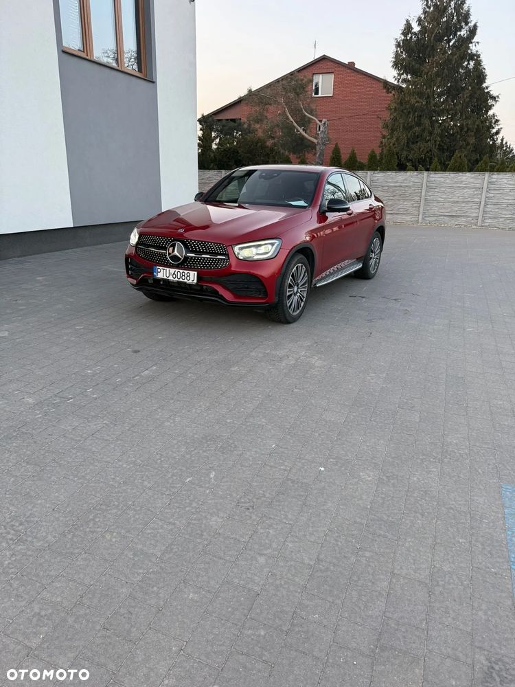 Mercedes-Benz GLC 300 4-Matic - 4
