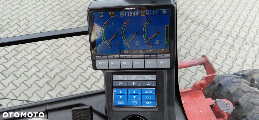 Komatsu 148 (2012r) 160 PW 140 - 15