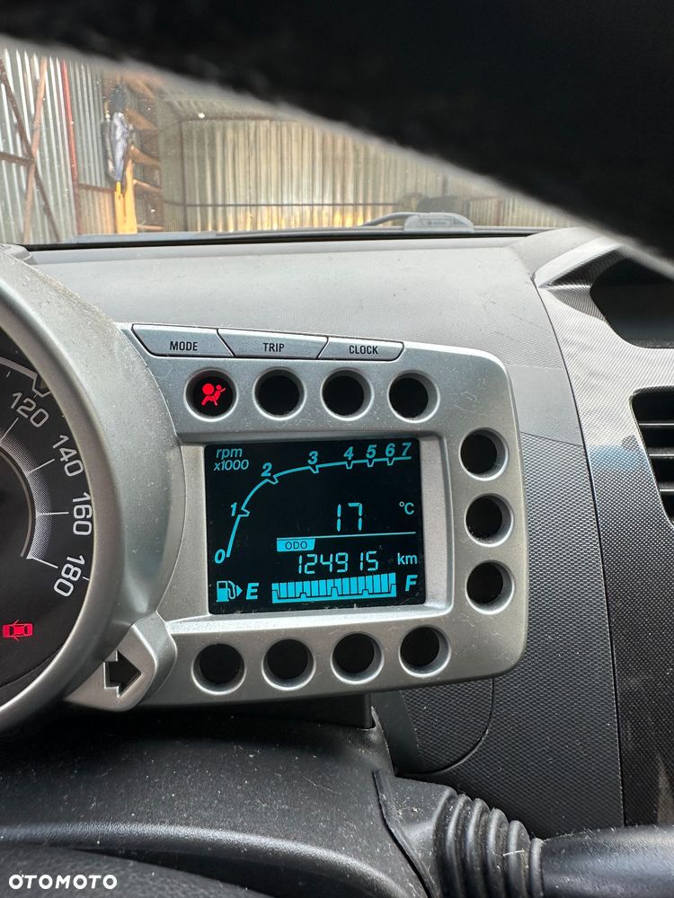 Chevrolet Spark - 8