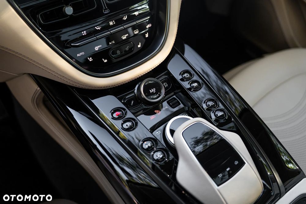 Aston Martin DBX707 - 23