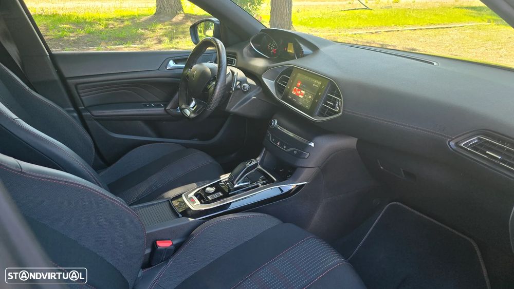 Peugeot 308 1.2 PureTech GT Line EAT8 - 9