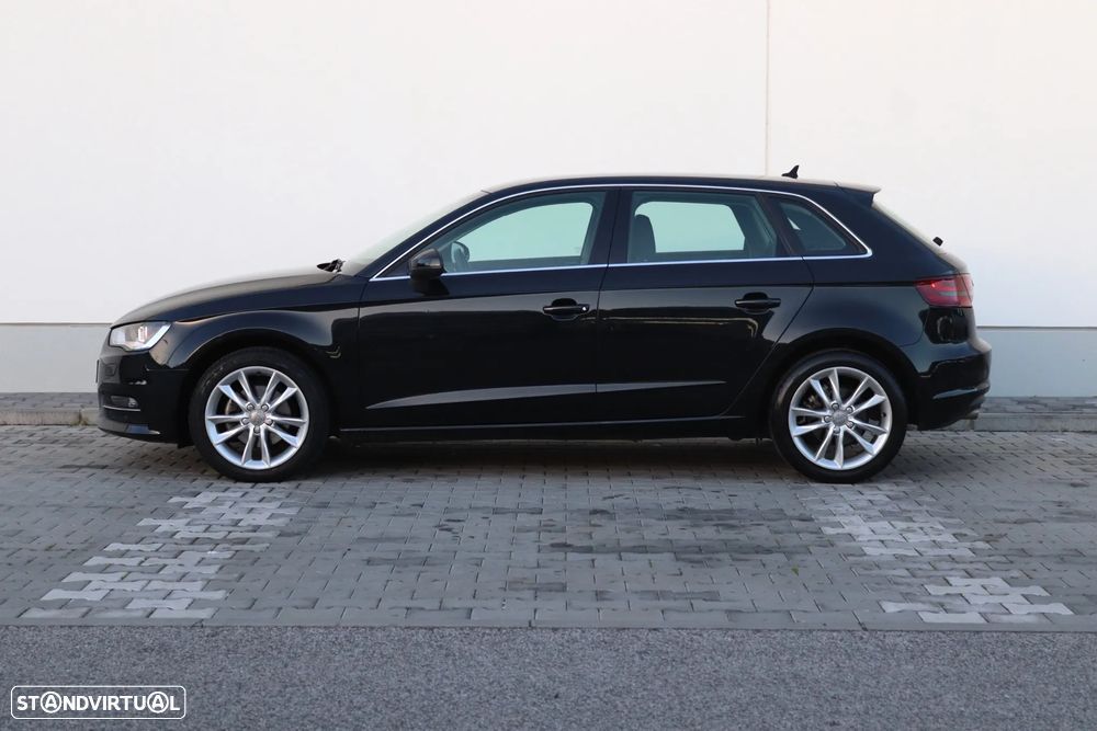 Audi A3 Sportback 1.6 TDI Advance S tronic - 5