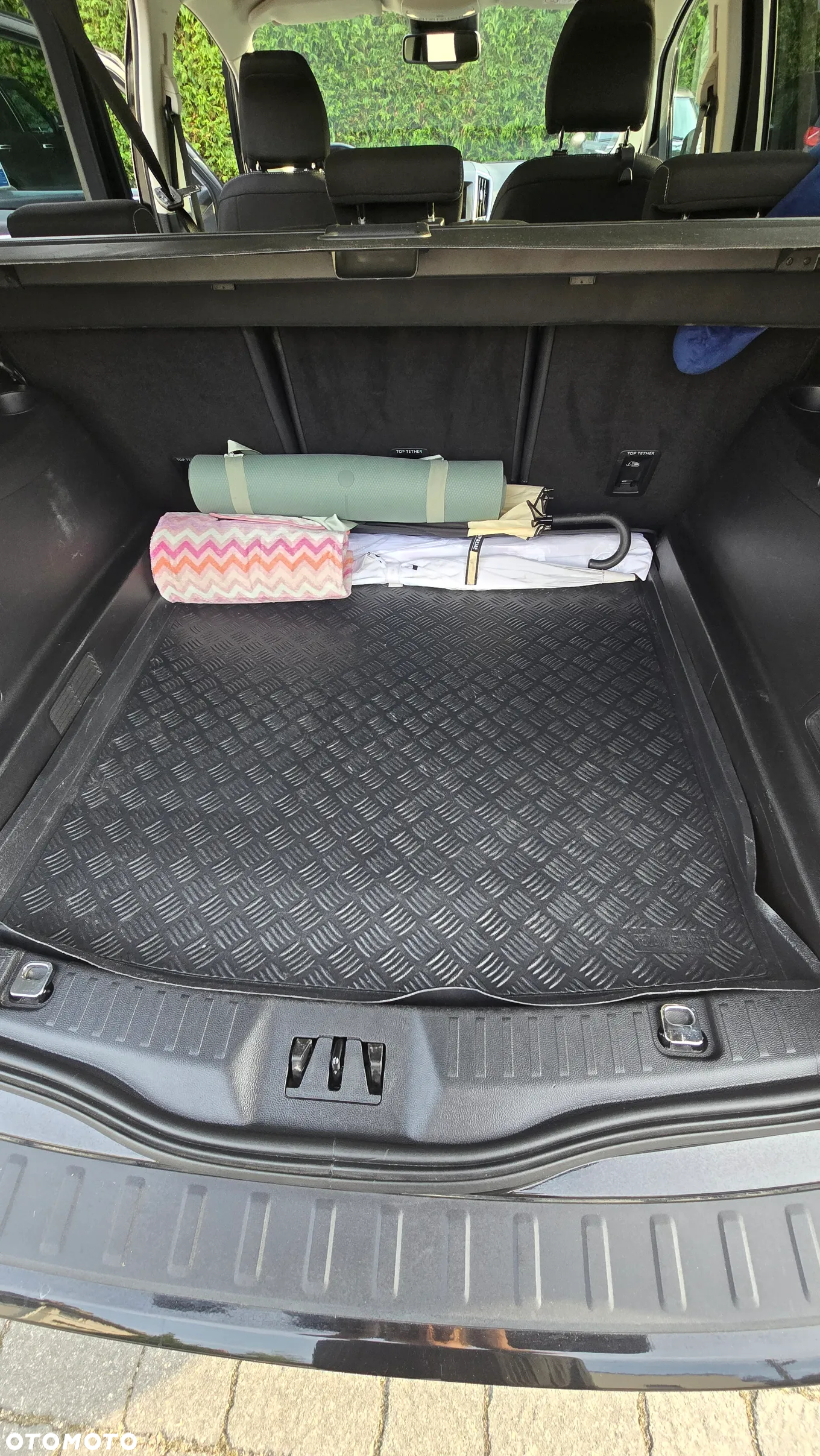 Ford S-Max - 8