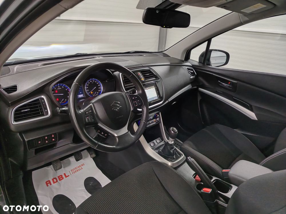 Suzuki SX4 S-Cross 1.4 Boosterjet Comfort - 19