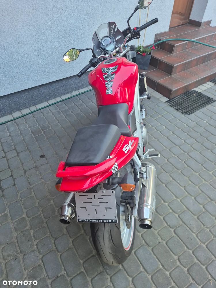 Suzuki SV - 6