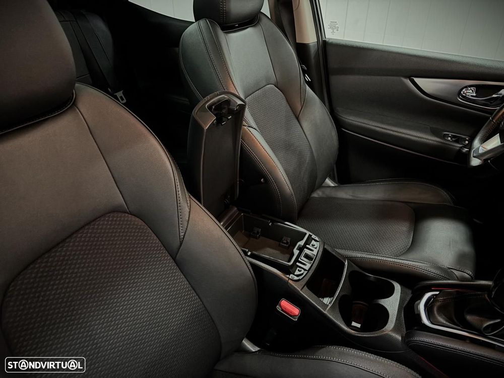 Nissan Qashqai 1.6 dCi Tekna Premium Pele S Alcantara Xtronic - 13