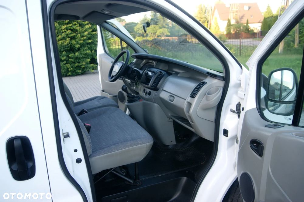 Renault TRAFIC - 27