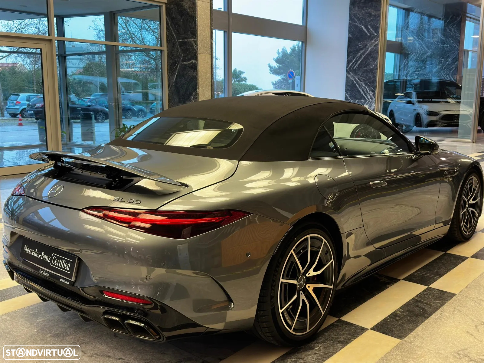 Mercedes-Benz SL 63 AMG 4Matic+ - 12
