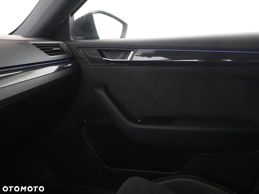 Skoda Superb 1.8 TSI DSG Ambition - 35