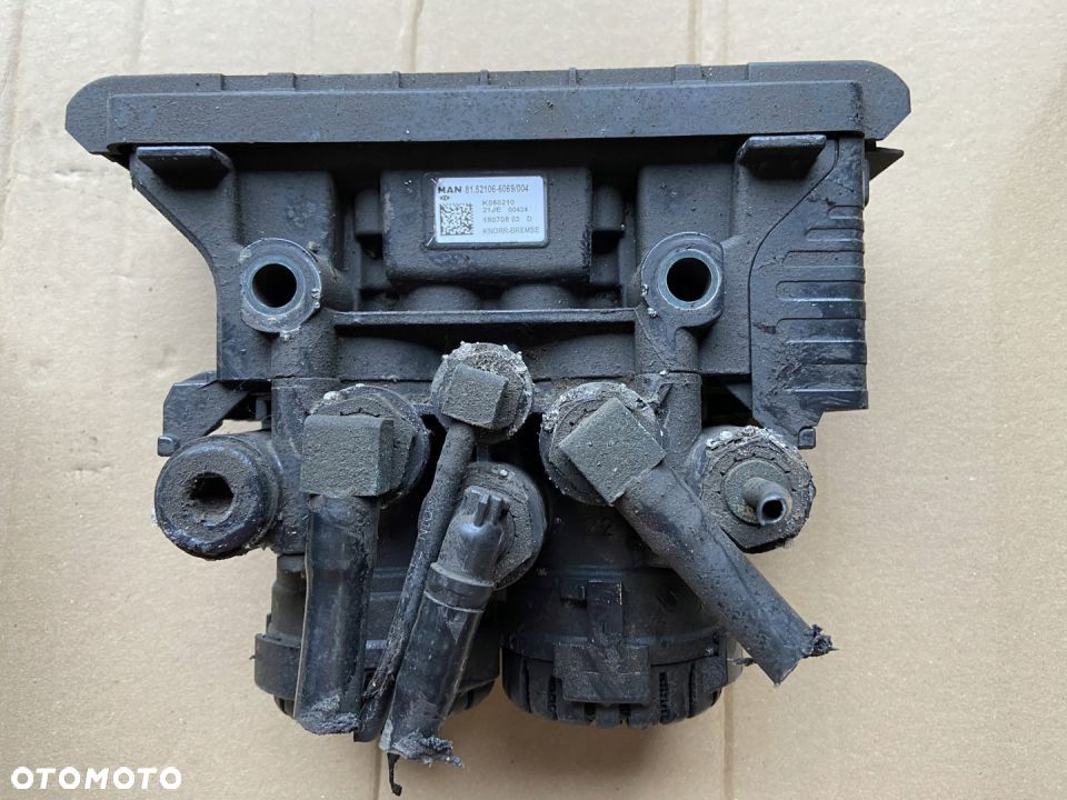 Modulator hamulcowy EBS MAN TGX TGS euro 6 zawór - 1
