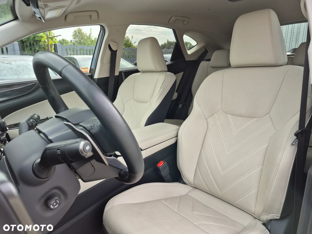 Lexus NX 350h Prestige AWD - 18