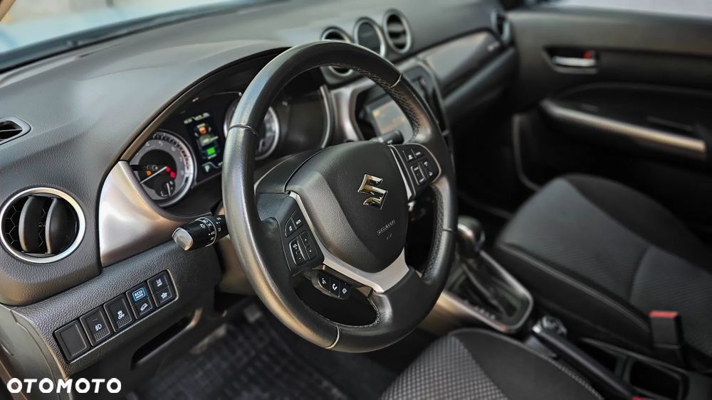 Suzuki Vitara 1.5 Strong Hybrid Premium 4WD AGS - 10