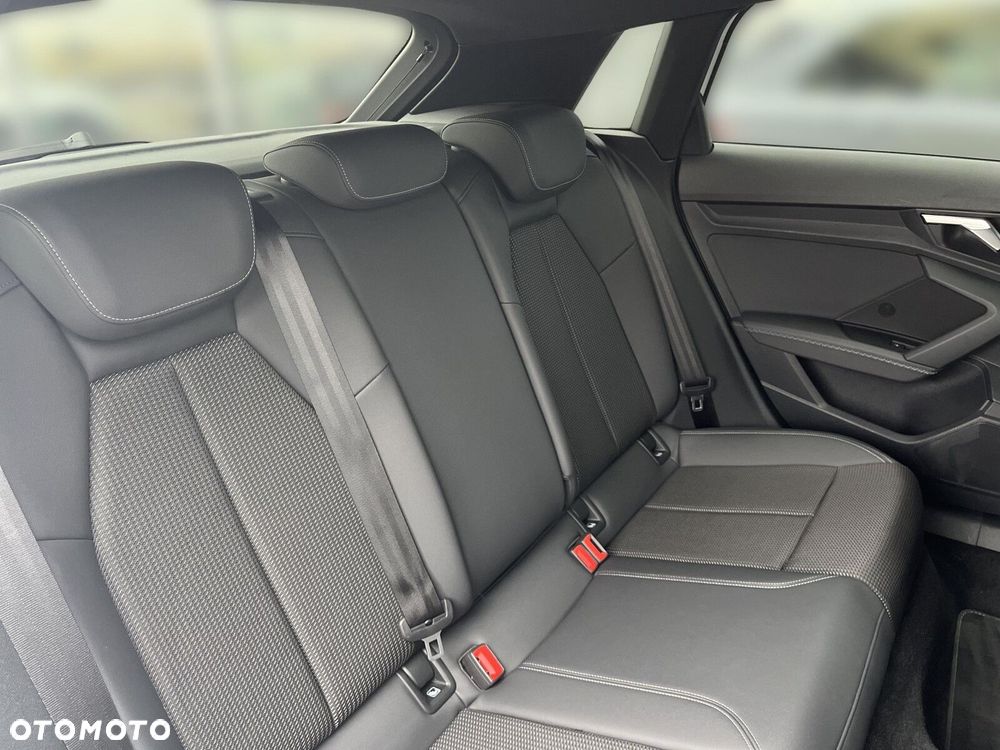 Audi A3 Sportback - 15