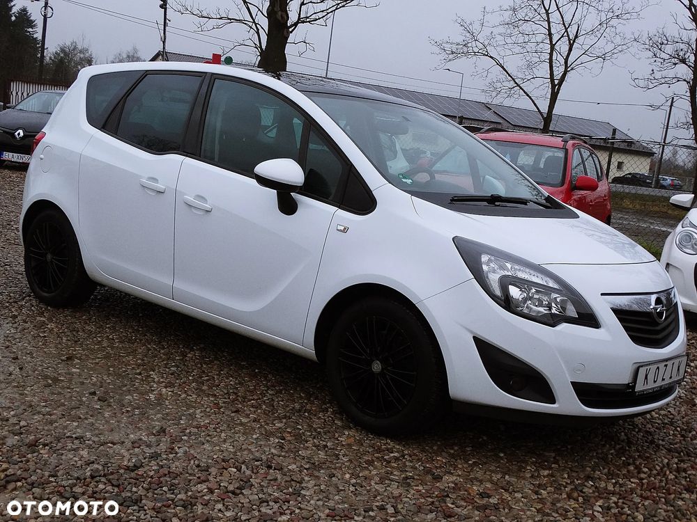 Opel Meriva 1.4 Design Edition - 9