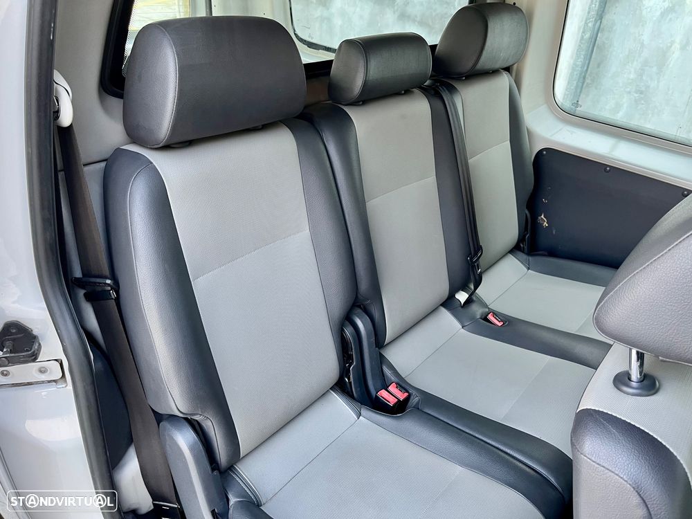 VW Caddy Maxi 1.6 TDi Blue.Trendline - 31