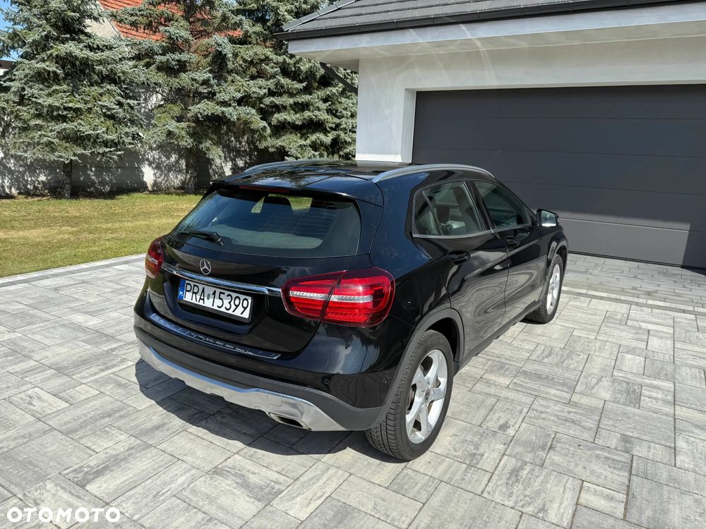 Mercedes-Benz GLA 180 (CDI) d 7G-DCT AMG Line - 3