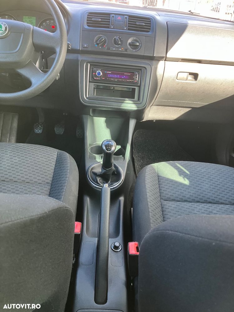Skoda Fabia 1.2 TSI Ambiente - 11