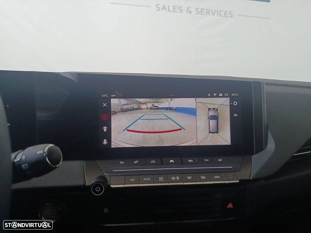 Opel Astra 1.2 T GS Aut. - 24