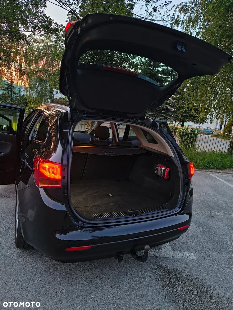 Kia Ceed 1.6 Crdi M Euro2012 - 10