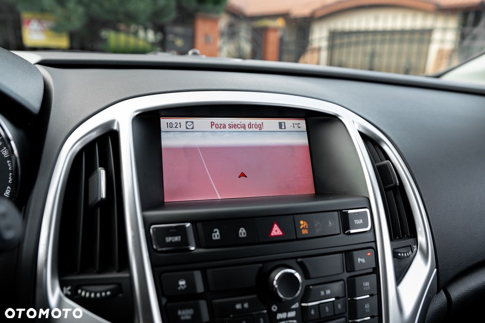 Opel Astra 1.6 Turbo Sport - 29