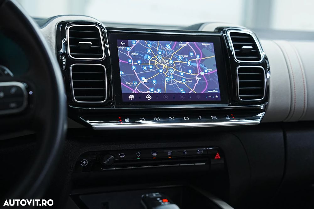 Citroën C5 Aircross 1.6 PHEV FWD 225 EAT8 Shine - 26