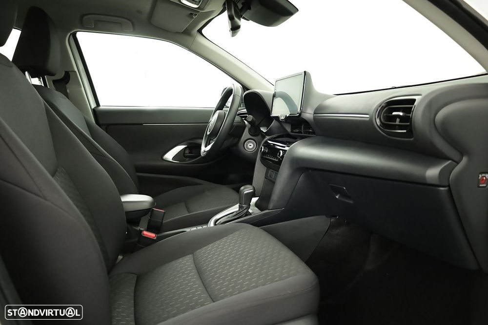 Toyota Yaris Cross 1.5 HDF Comfort - 19