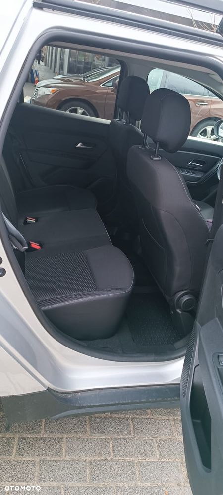 Dacia Duster 1.5 dCi Blackstorm 4x4 - 4