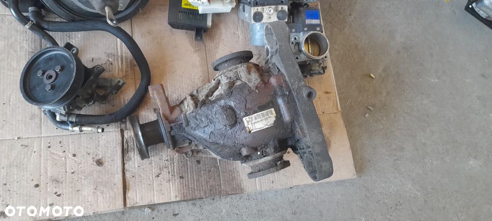 BMW E39 2.5 DYFERENCJAŁ DYFER 1428458 - 9