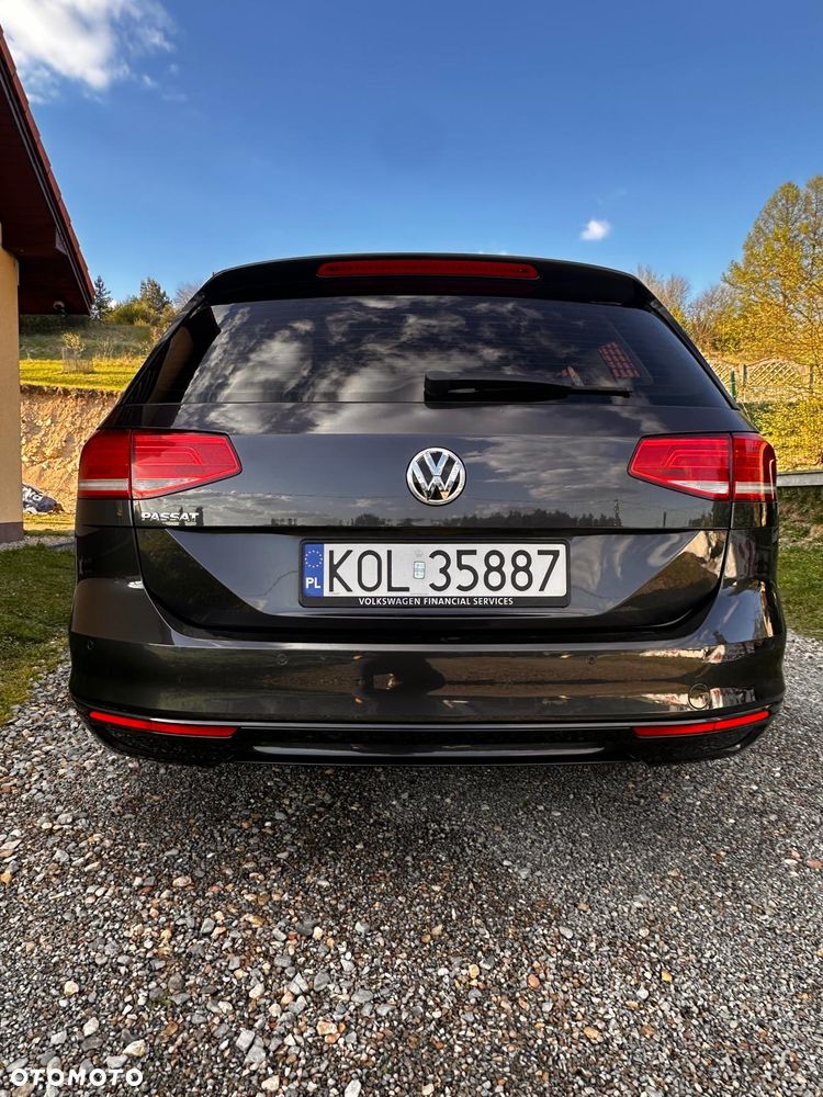 Volkswagen Passat 2.0 TDI SCR Comfortline - 4