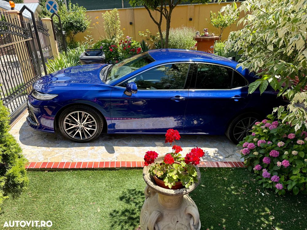 Toyota Camry 2.5 Exclusive - 5