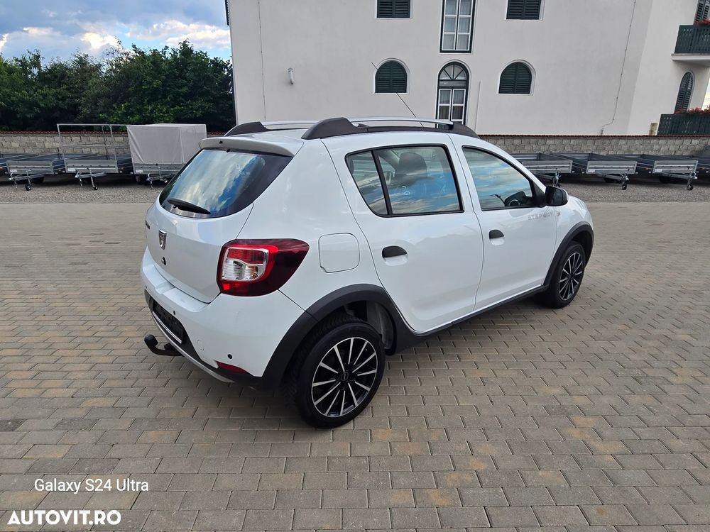 Dacia Sandero 0.9 Stepway - 4