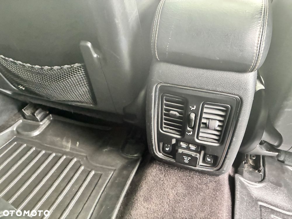 Jeep Grand Cherokee 5.7 V8 HEMI 4WD Automatik Overland - 23