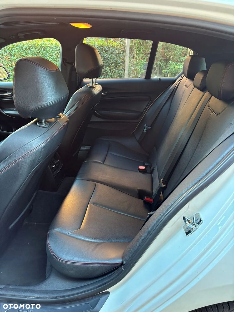 BMW Seria 1 120d Sport Line - 7