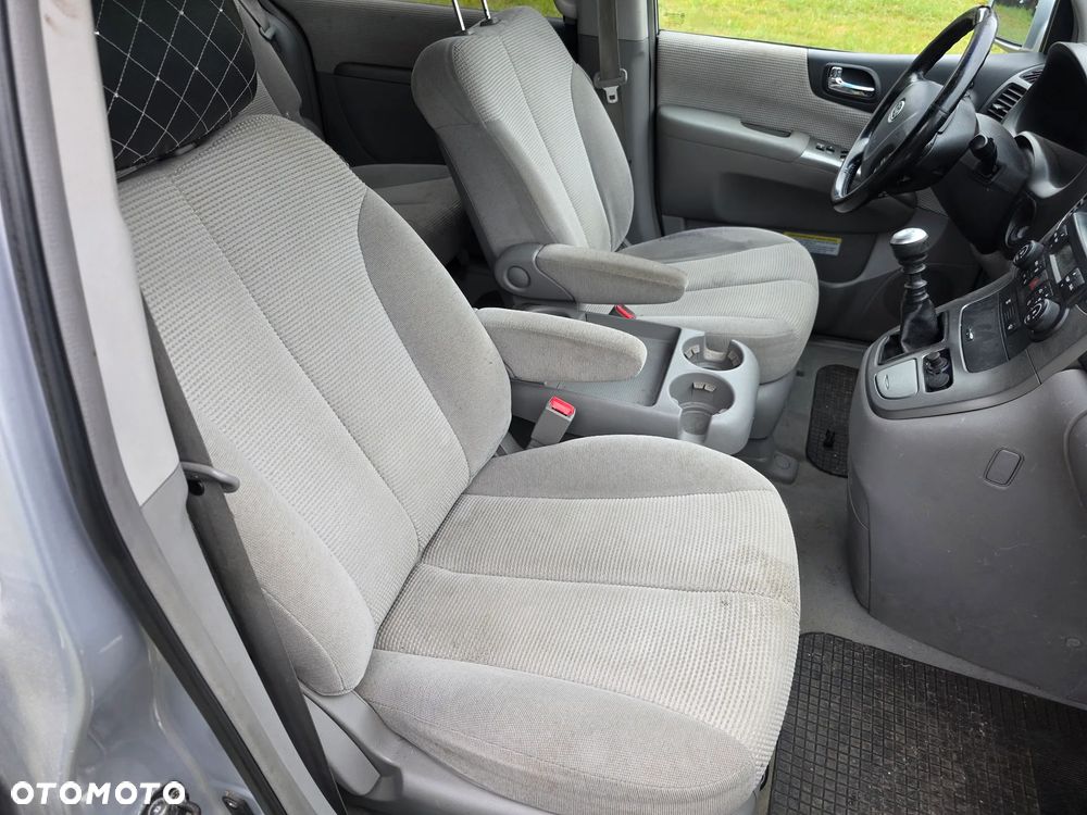 Kia Carnival 2.9 CRDi LX - 9