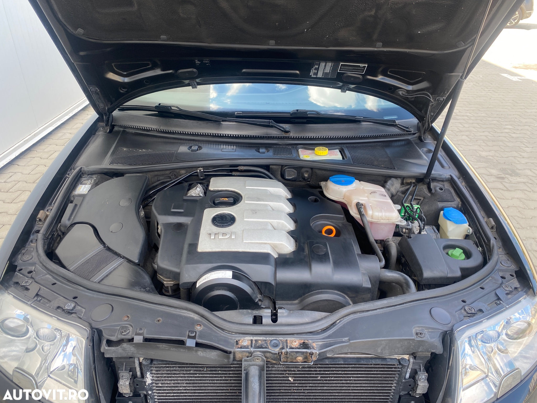Skoda Superb 2.0 TDI Elegance - 9