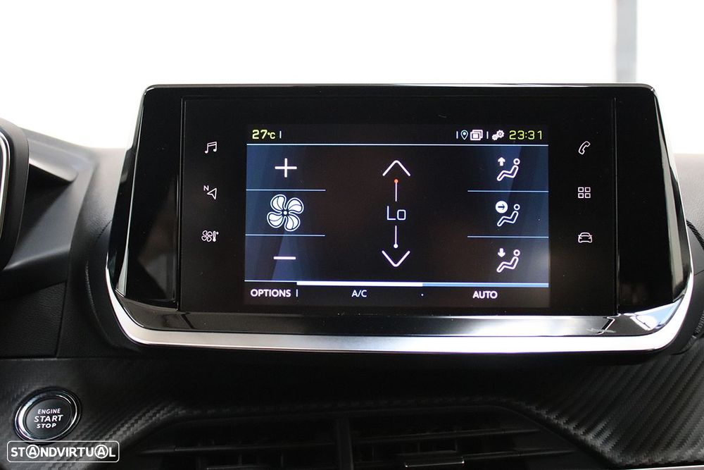 Peugeot e-2008 50 kWh GT - 12