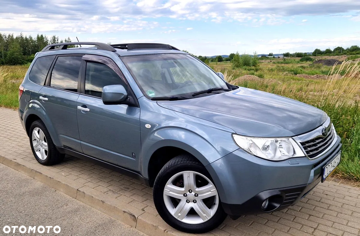 Subaru Forester 2.5 X Premium - 3