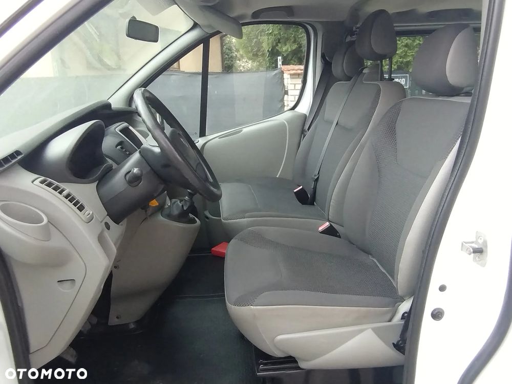Opel Vivaro L2H1 2.9t - 7