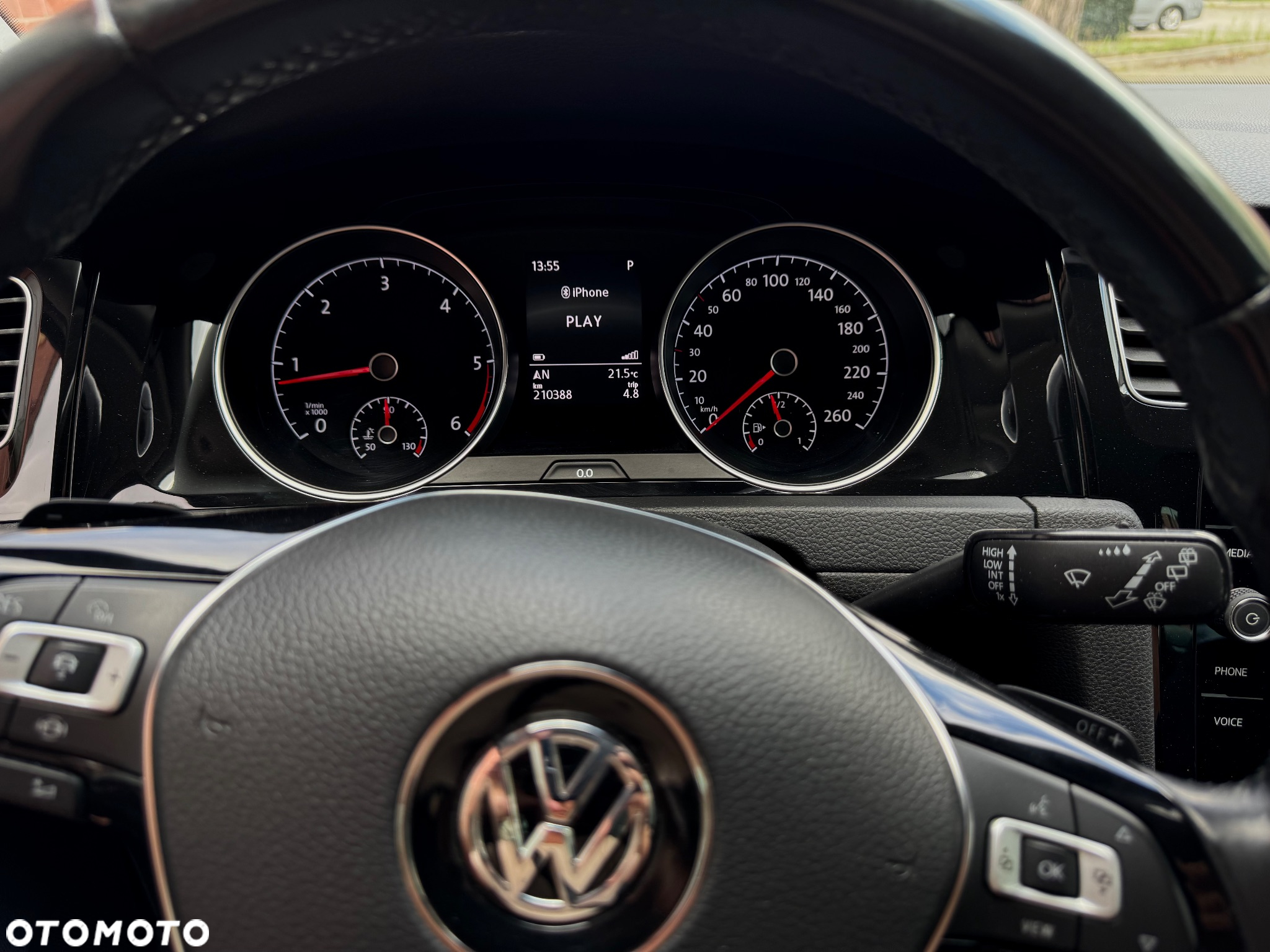 Volkswagen Golf 2.0 TDI SCR DSG IQ.DRIVE - 24