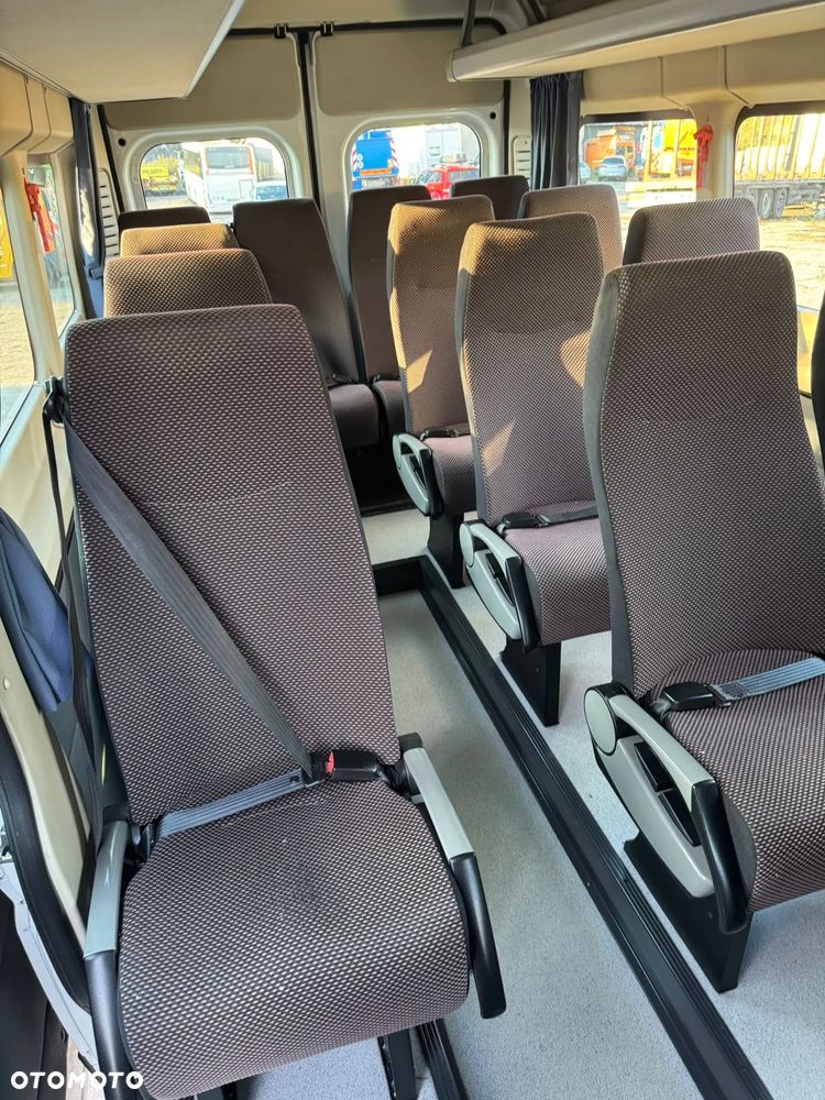 Citroën Jumper Autobus 17 Osobowy I wł z Wojska Francuskiego - 12
