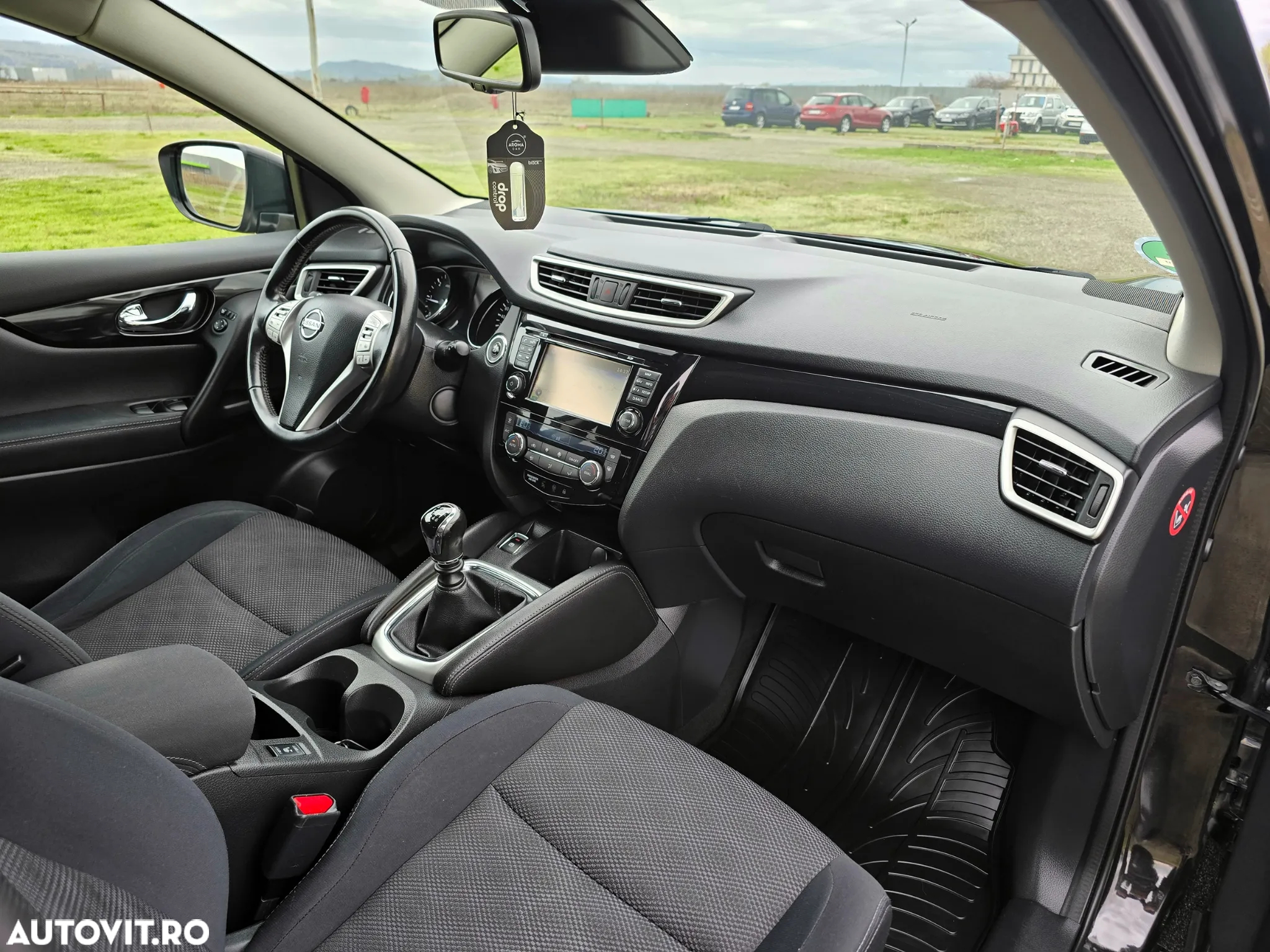 Nissan Qashqai 1.6 DCI ALL-MODE 4x4i ACENTA - 24